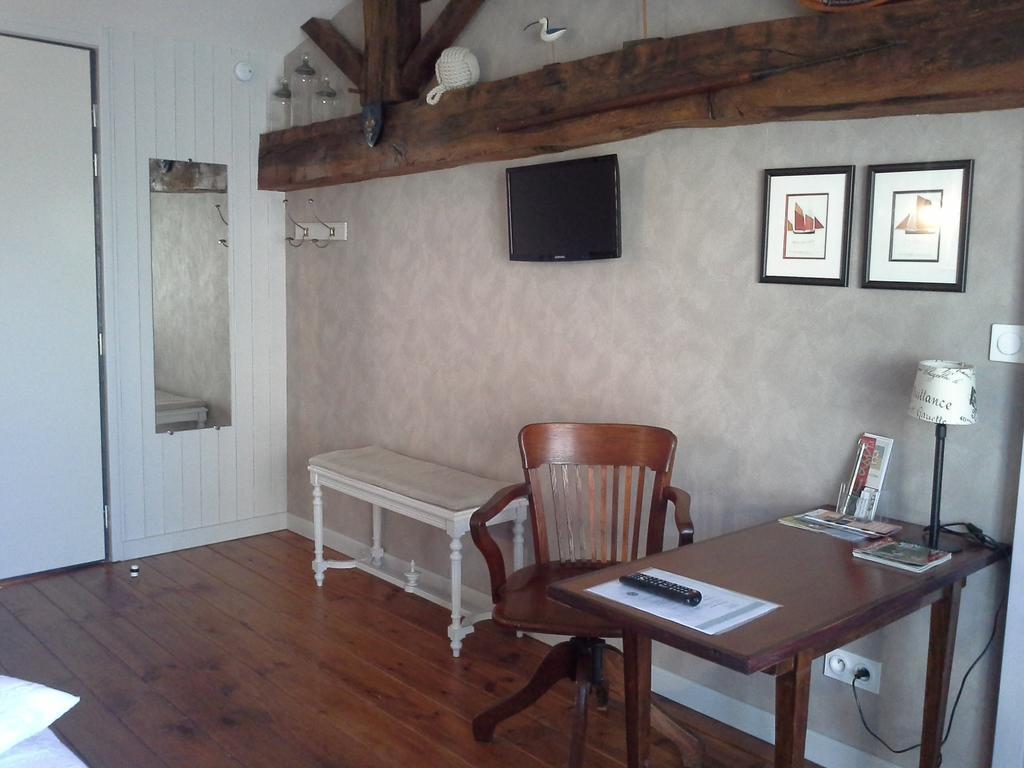 Bed and Breakfast Le Logis Du Four Soudan  Exterior foto